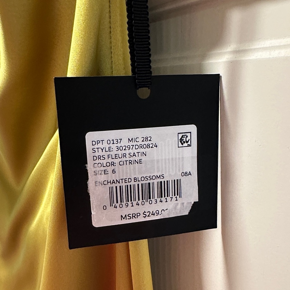 Marchesa One Shoulder Black Tie Dress NWT - Picture 3 of 4